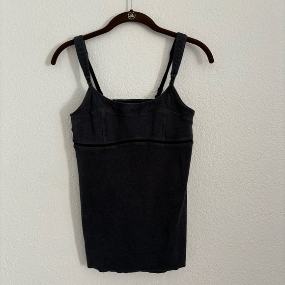 Lululemon Women's Size 8 Gray Ribbed Tank Top - Picture 1 of 5
